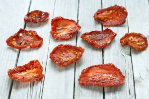 Make-Sundried-Tomatoes-with-a-Dehydrator-2