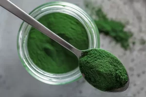 chlorella-spirulina-1296x728-feature