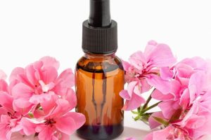 geranium_essential_oil